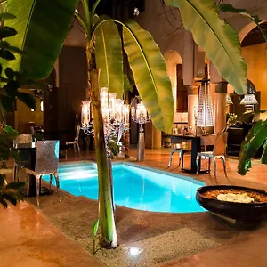 4* رياد رياض نوار ديفوار